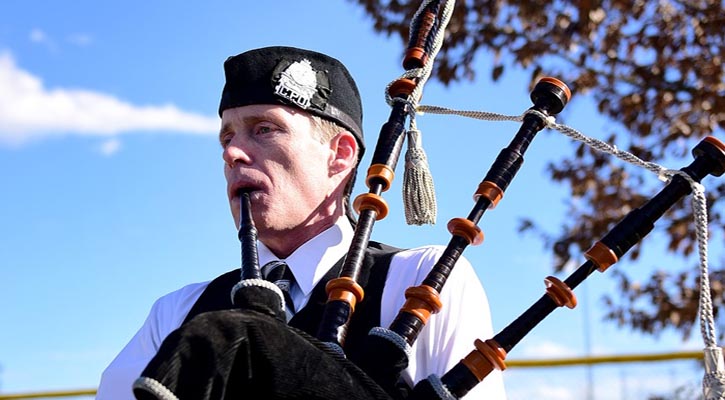 Bagpiper Thanks Off-Duty Nurse and Paramedic Who Saved Him